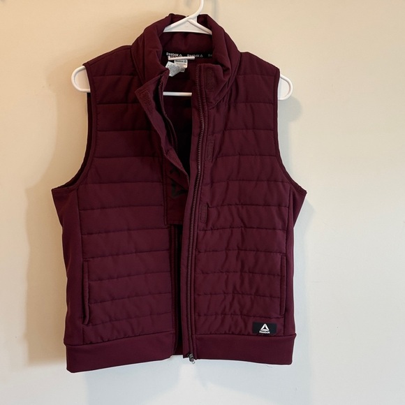 Reebok Women’s Maroon Quilted Vest - Picture 5 of 5